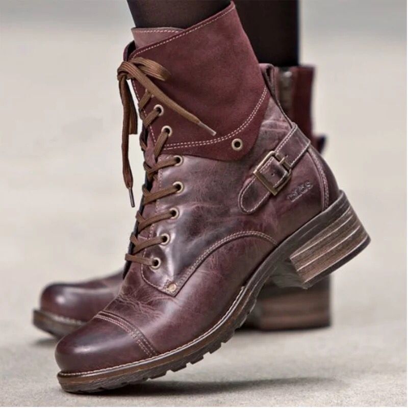 Square heel lace-up Martin boots