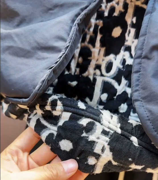 lettering jacquard hoodie