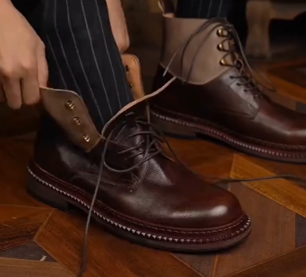 Men's vintage leather shoes
