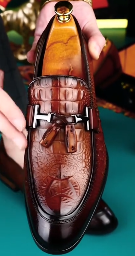 Men's brown casual leather shoes
