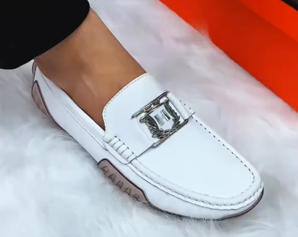 Men's casual flat leather shoes