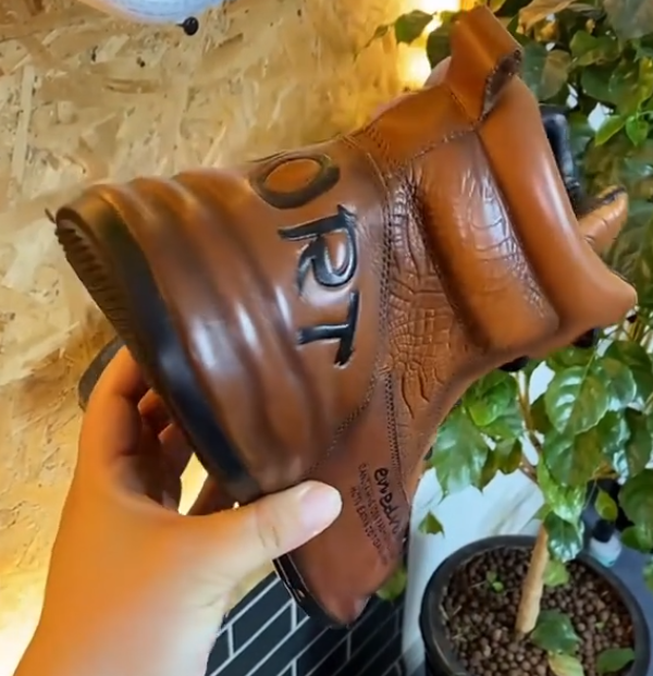 Men's fashionable casual leather shoes