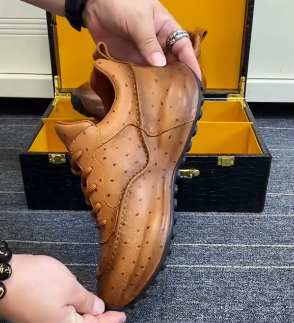 Men's hole casual leather shoes