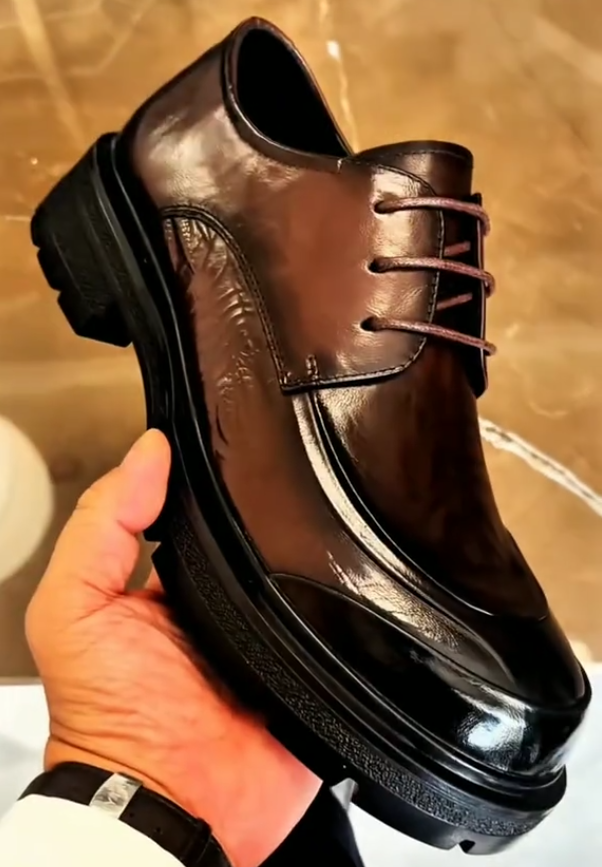 Men's smooth casual leather shoes