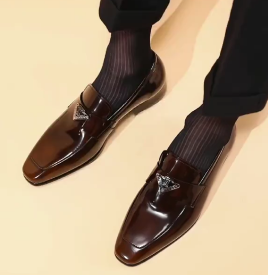 Men's classic leather shoes
