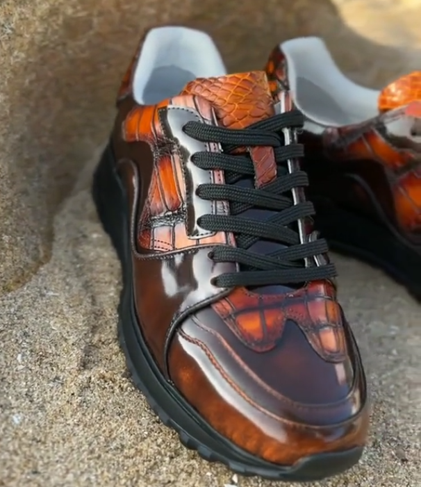Men's leather sneakers