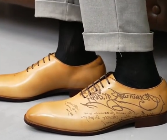 Men's hand-carved leather shoes