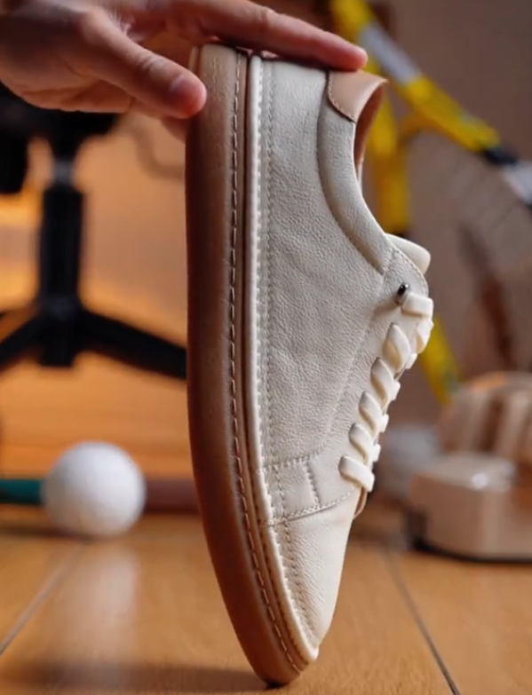 Men's white leather shoes
