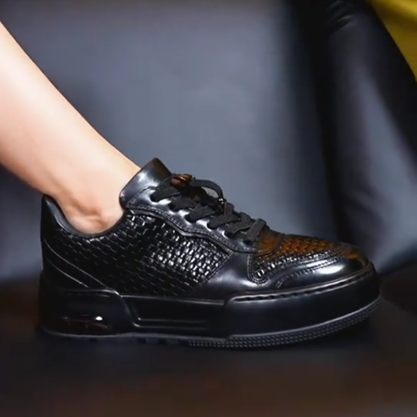 Men's black air cushion sneakers