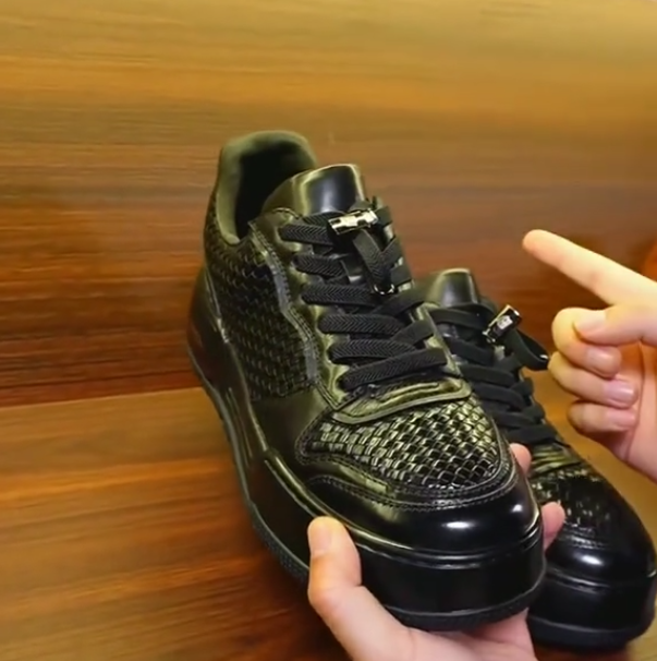Men's black air cushion sneakers