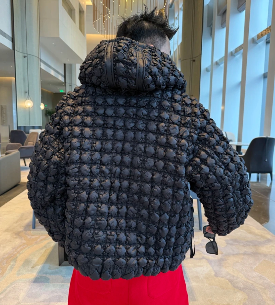 Luxury 3D foam textured hooded down jacket