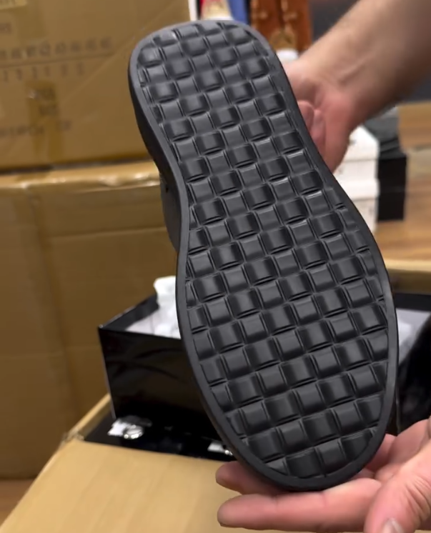 Luxury handcrafted platform men's black leather shoes