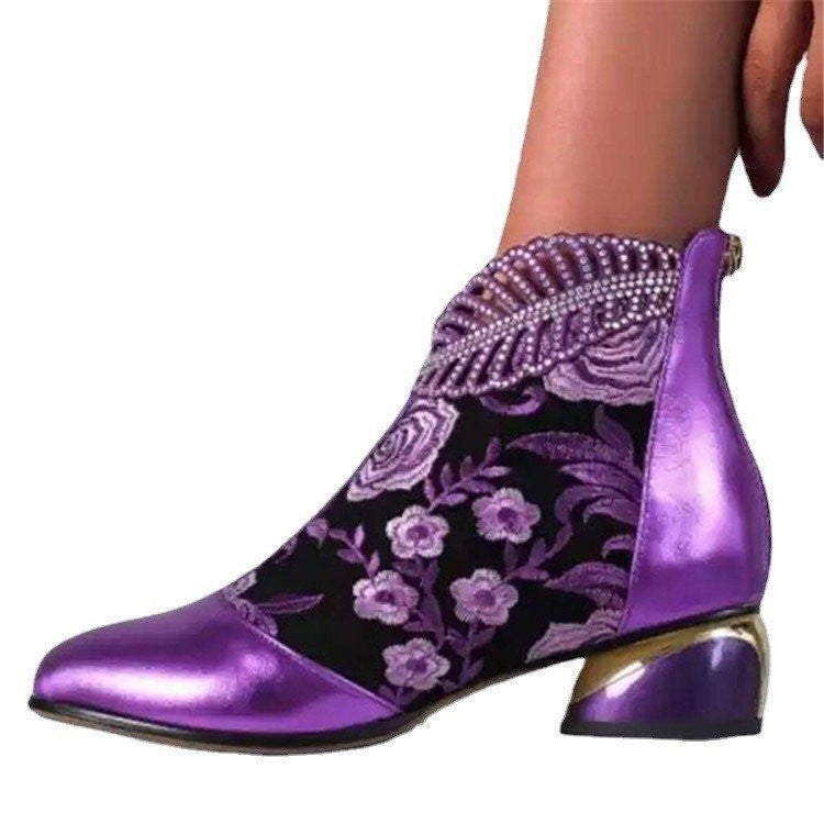 Retro ethnic style embroidered short boots with thick heels