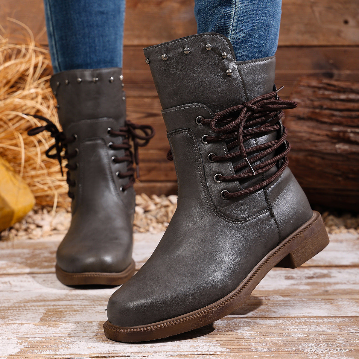 Women's lace-up chunky heel boots