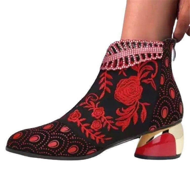 Retro ethnic style embroidered short boots with thick heels