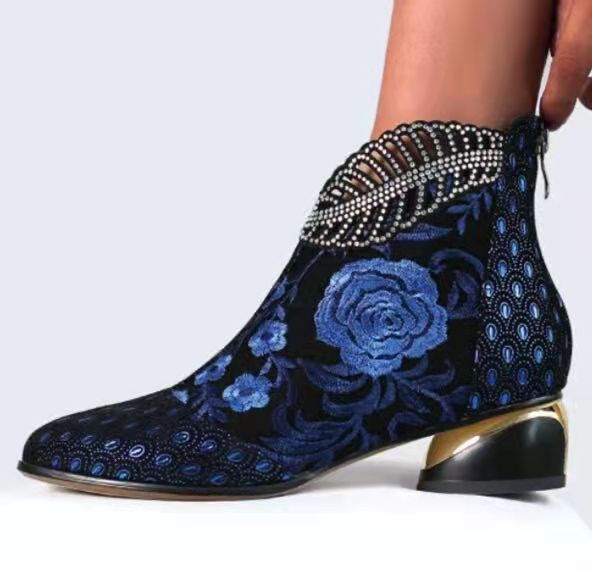 Retro ethnic style embroidered short boots with thick heels