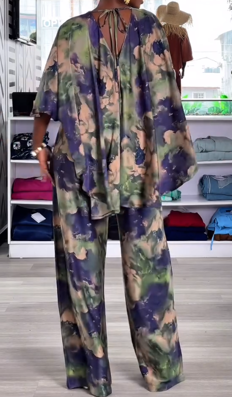 Printed waist-length two-piece suit