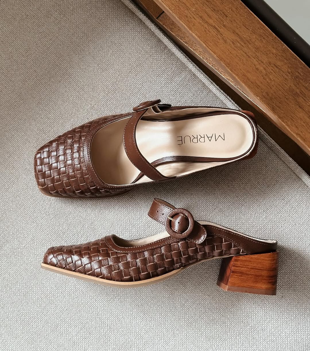 Hand-woven leather slippers