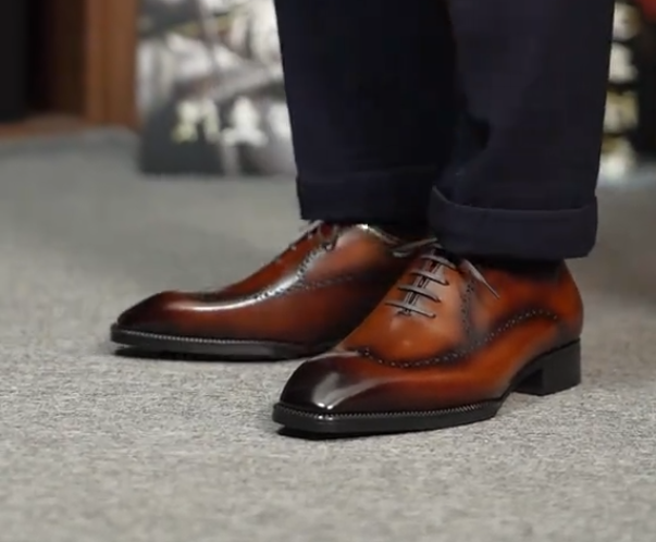 Men's pointed business casual leather shoes