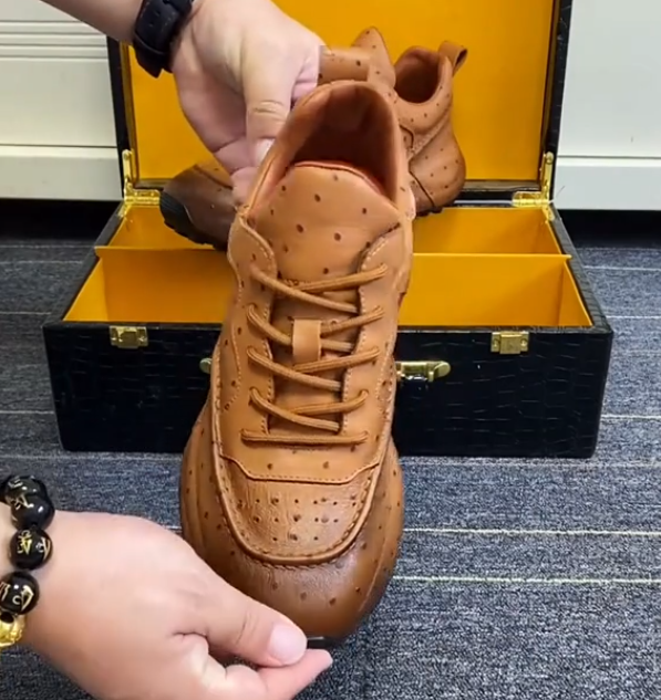 Men's hole casual leather shoes