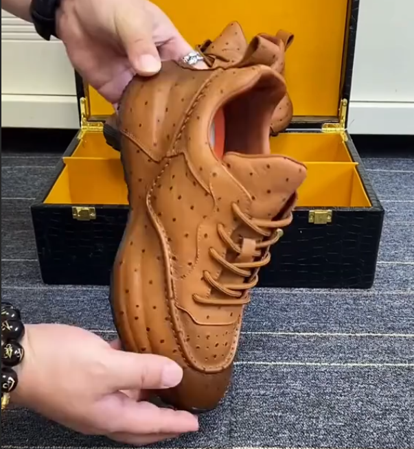 Men's hole casual leather shoes