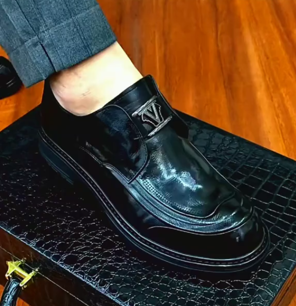 Men's soft leather casual loafers