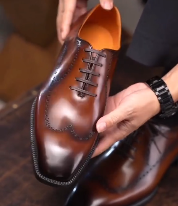 Men's carved Oxford casual leather shoes