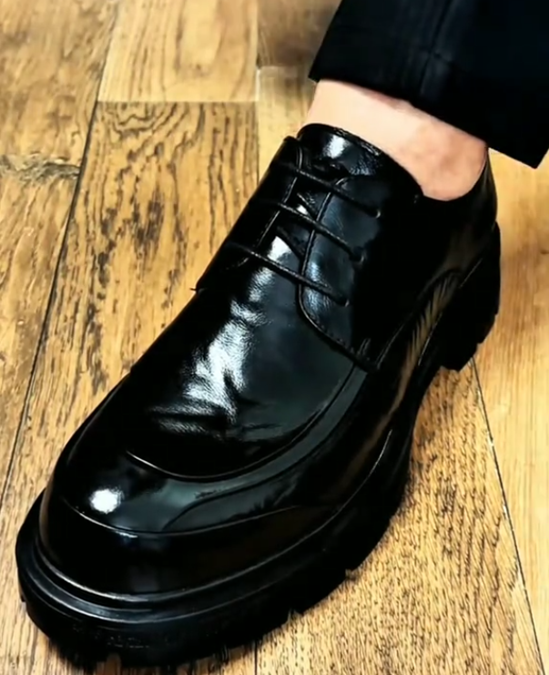 Men's smooth casual leather shoes