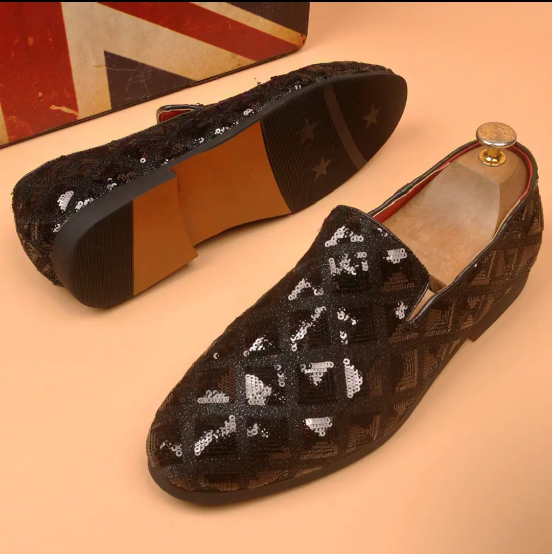 Sequined trendy loafers