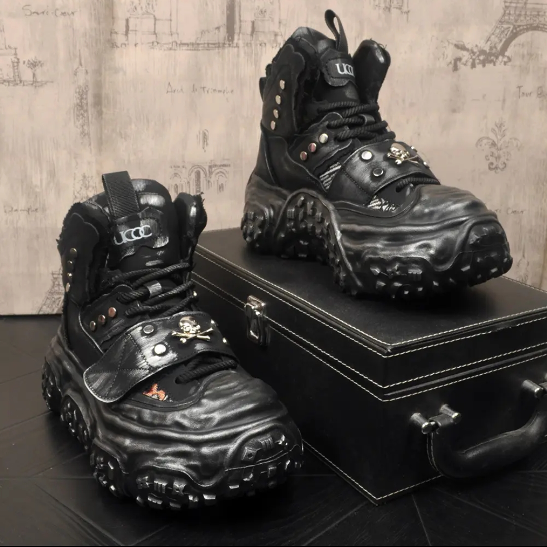 Fashionable and versatile skull Martin boots