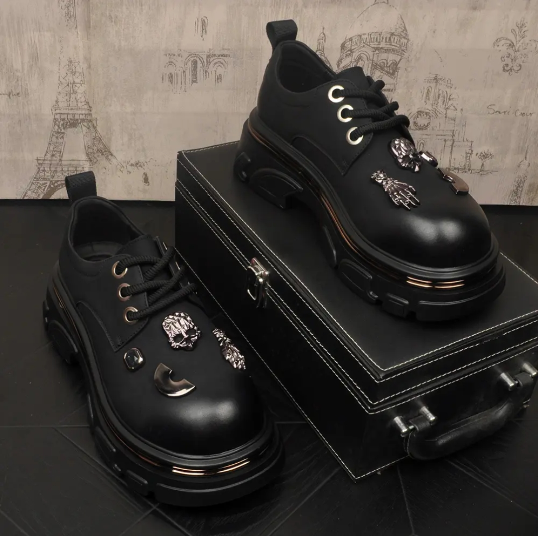 Skull casual leather shoes