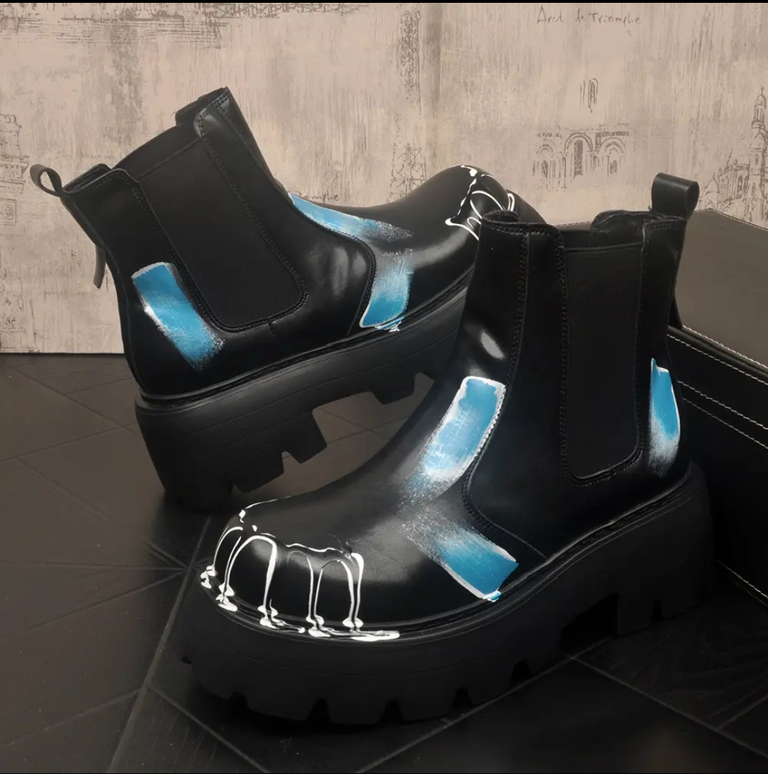 Graffiti Round Toe Martin Boots