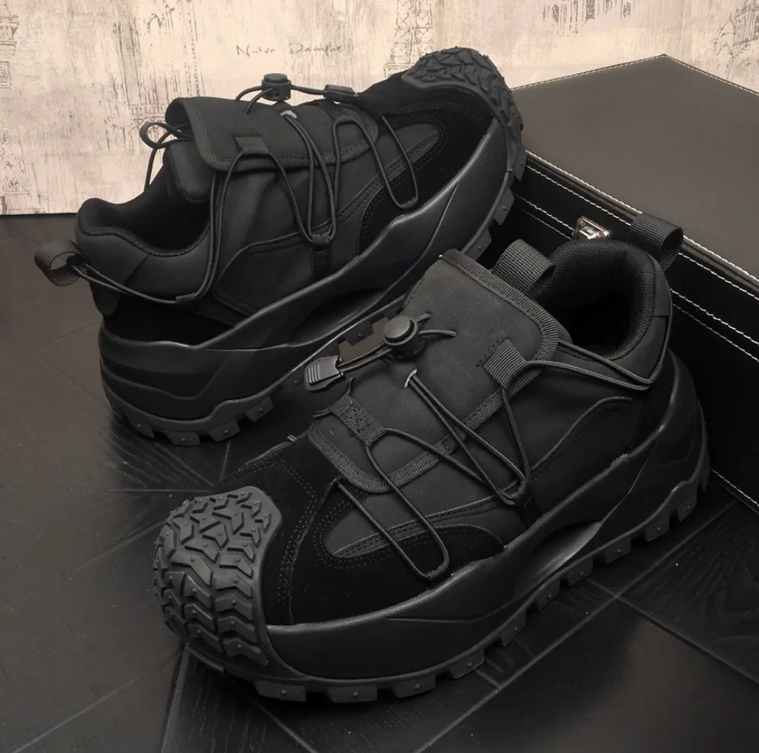 Thick-soled hiking casual shoes