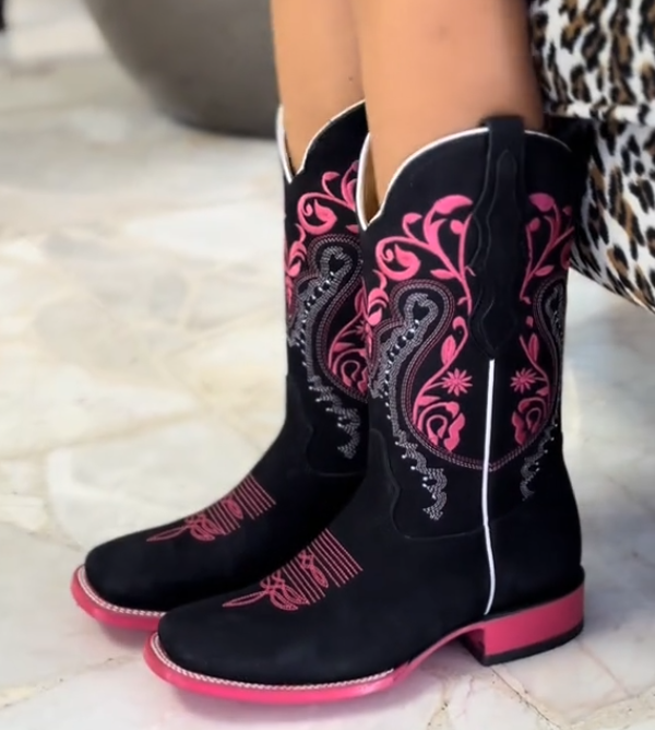 Pink square-heeled leather boots