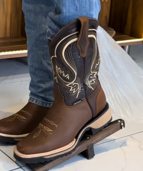 Western Cowboy Men's Boots