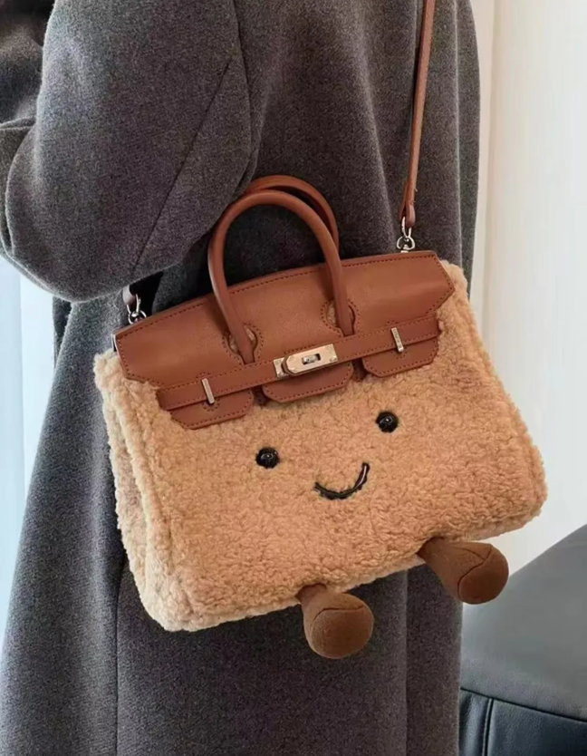 Little elf fluffy handbag
