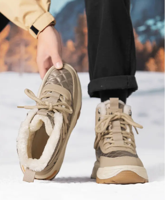 Fleece-lined and thickened women's snow boots