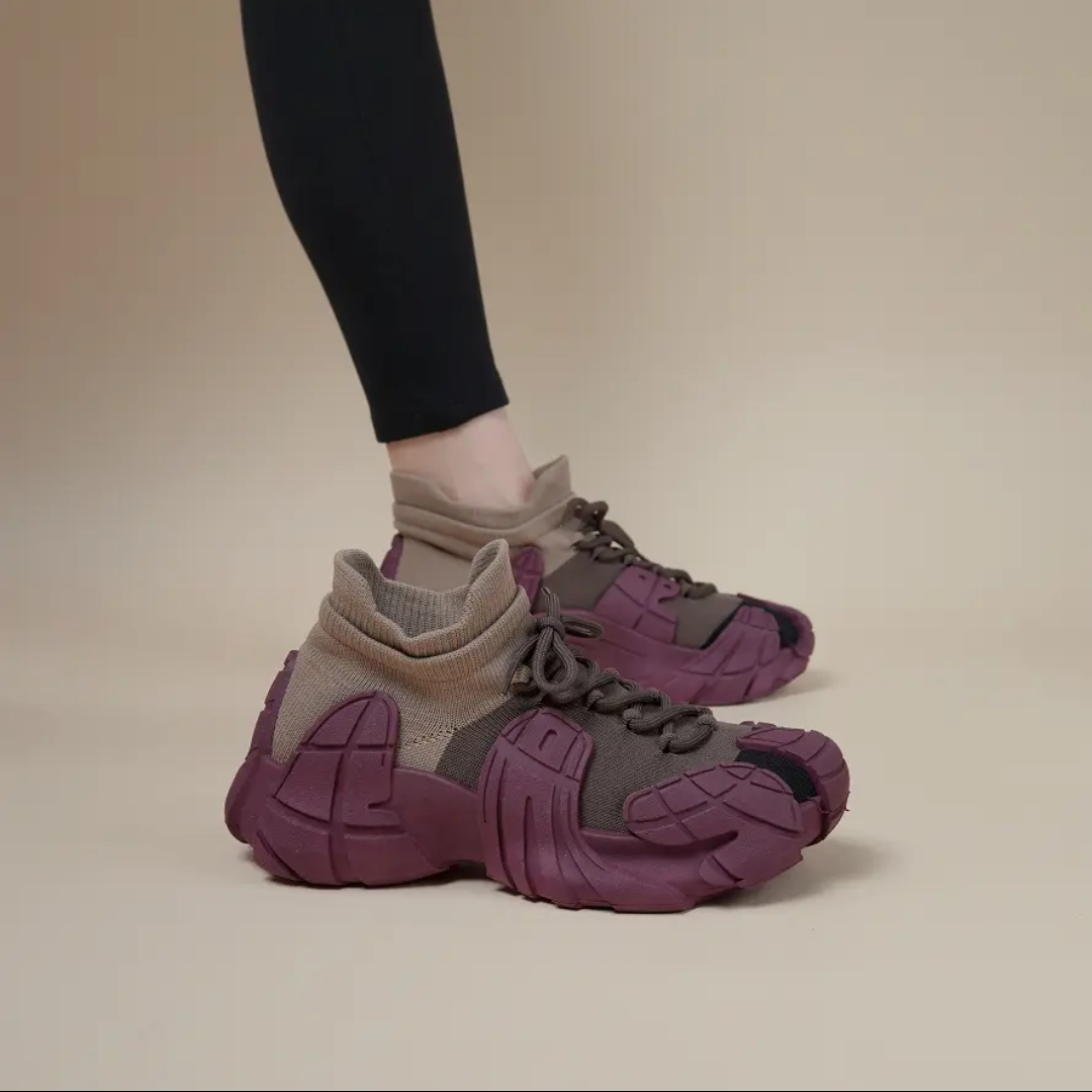 Thickened soft-soled casual shoes