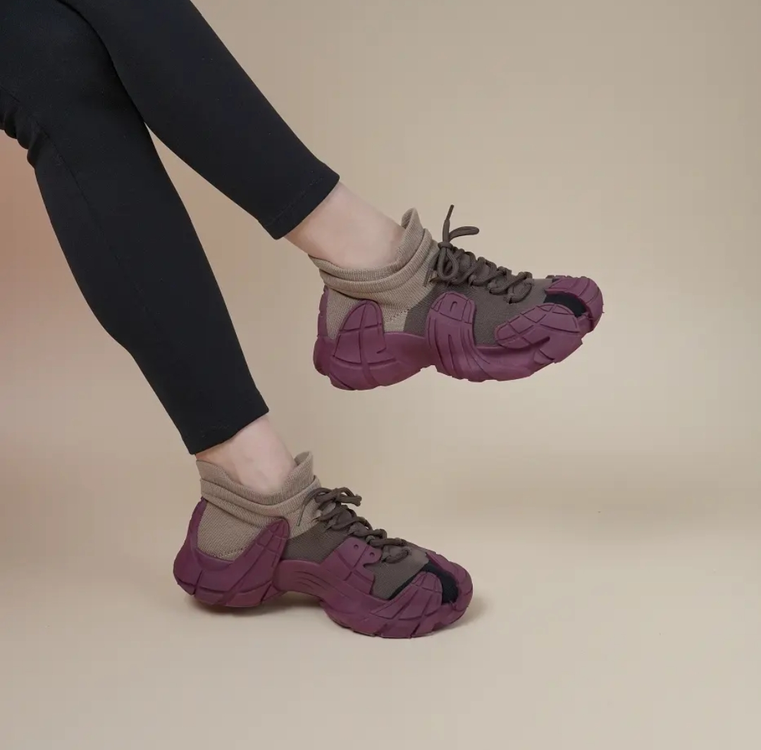 Thickened soft-soled casual shoes