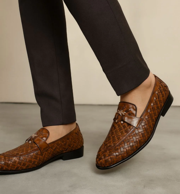 Hand-woven bee-decorated loafers