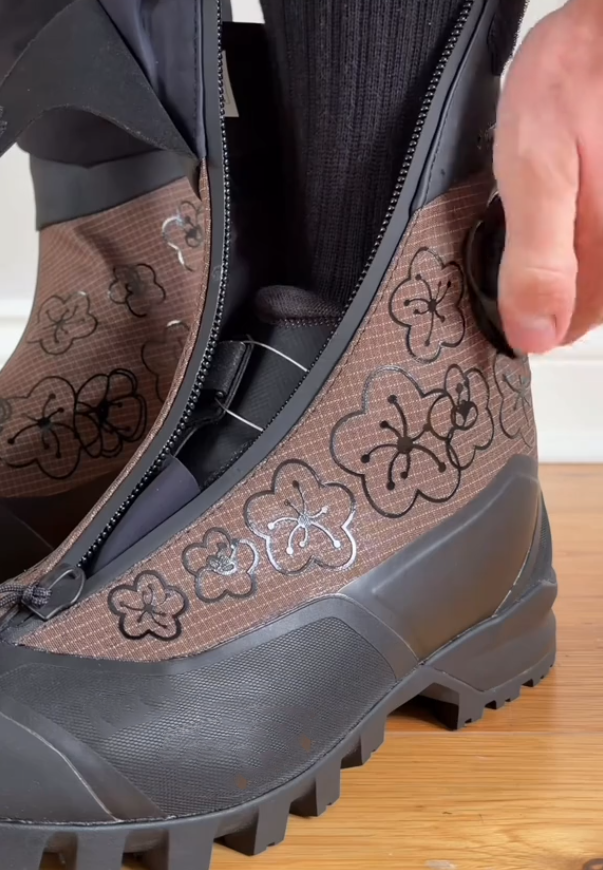 Men's Printed Mid-Top Boots