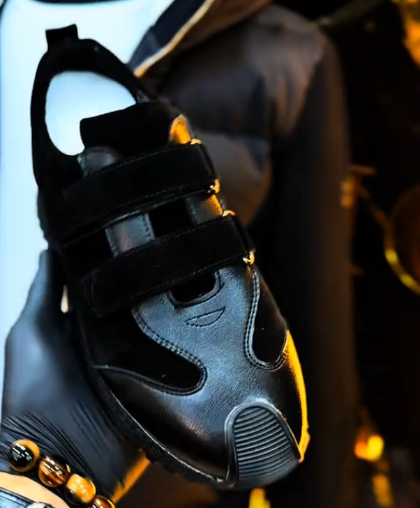 Men's Velcro Casual Shoes