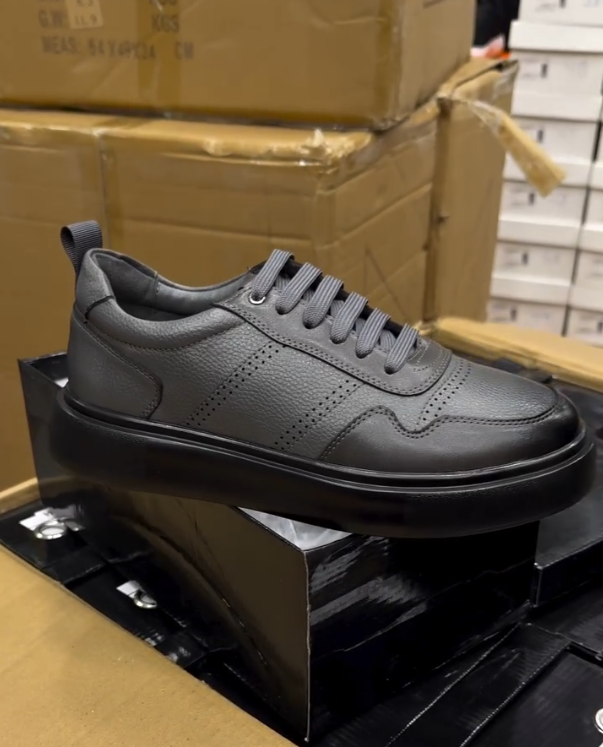 Luxury handcrafted platform men's black leather shoes