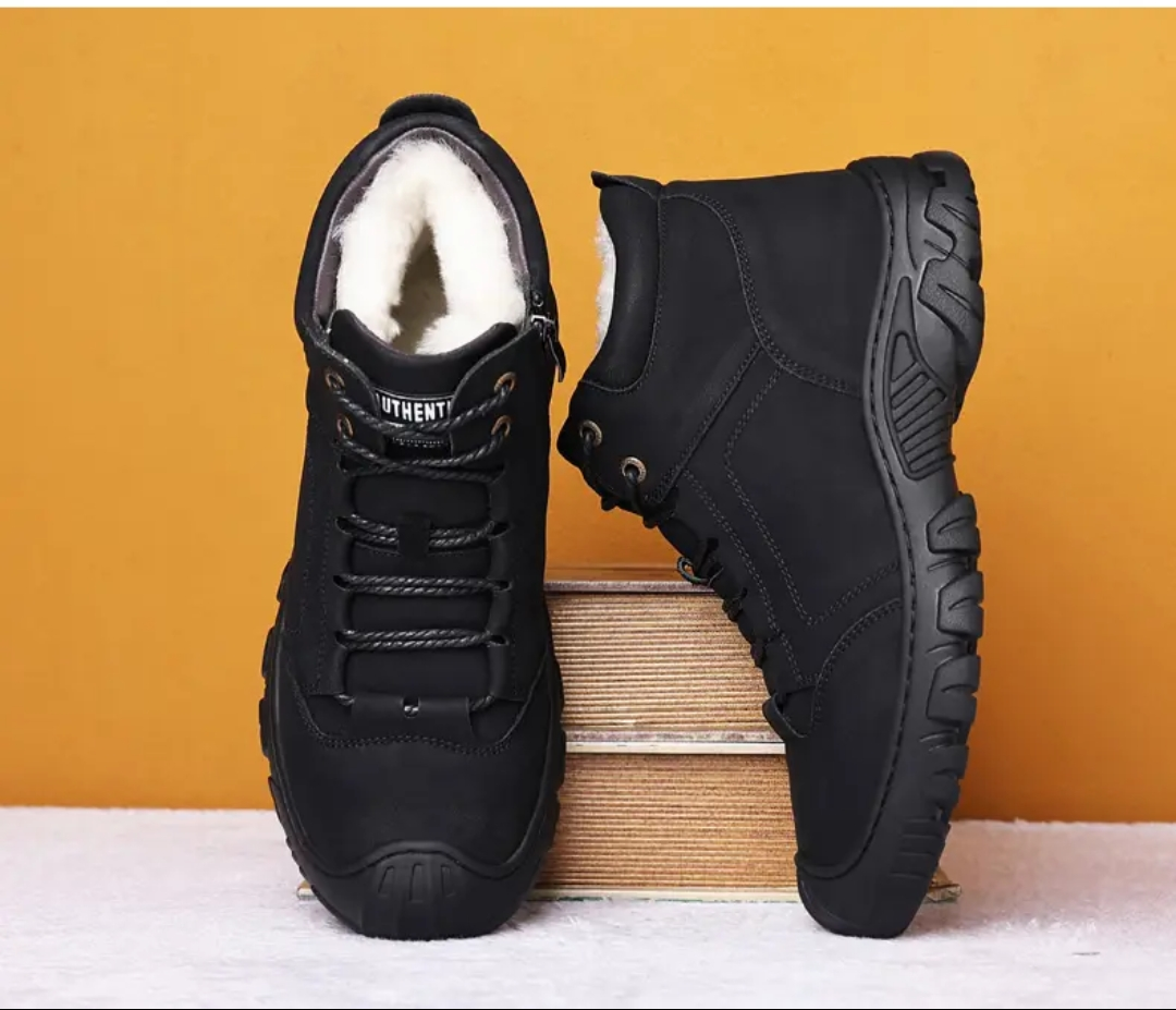 Men's fur-lined warm leather shoes