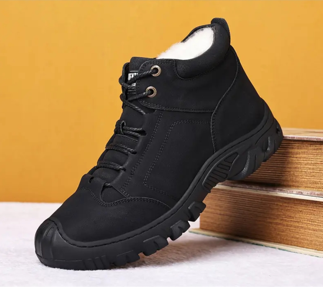 Men's fur-lined warm leather shoes