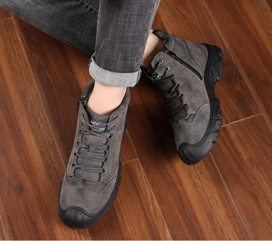 Men's fur-lined warm leather shoes