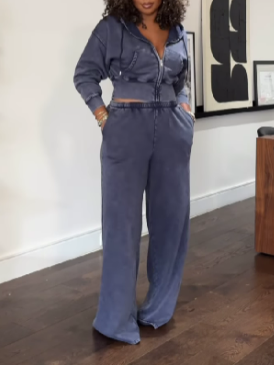 Leisure Sports Suit
